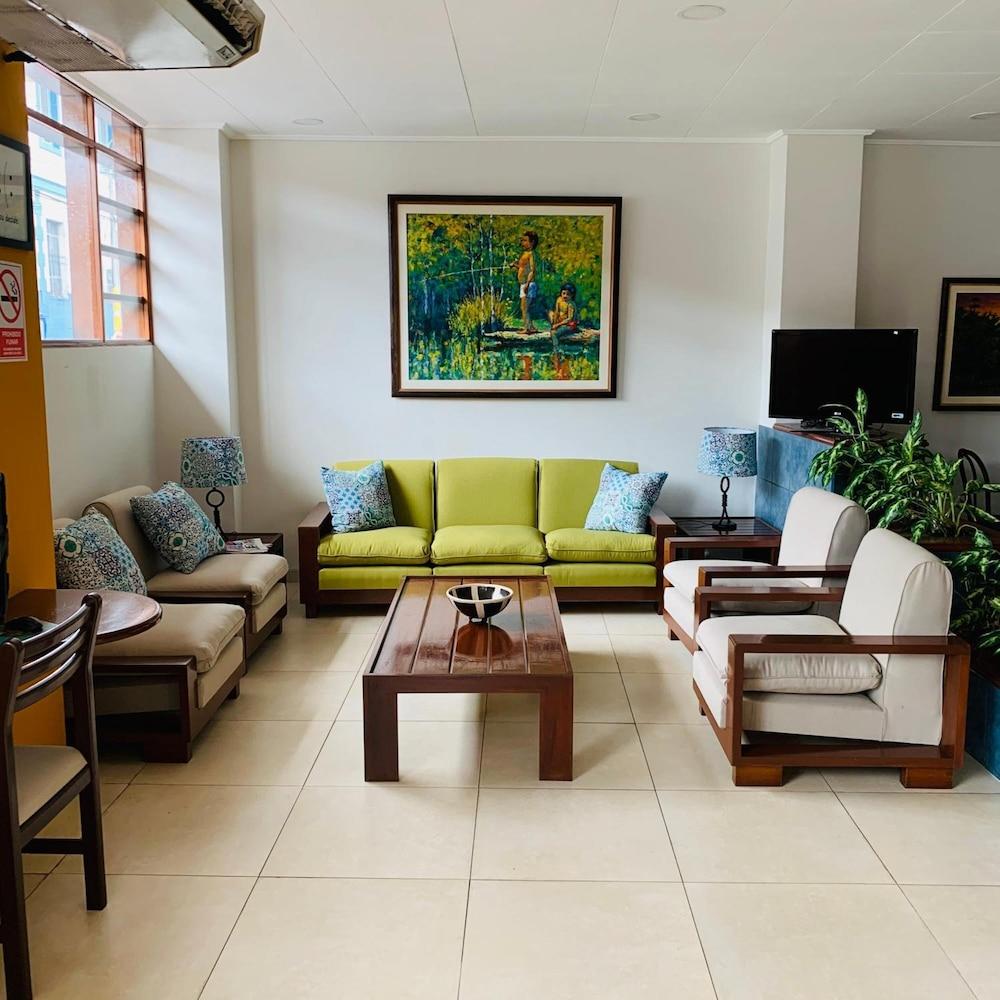 Hotel Acosta Iquitos Zewnętrze zdjęcie