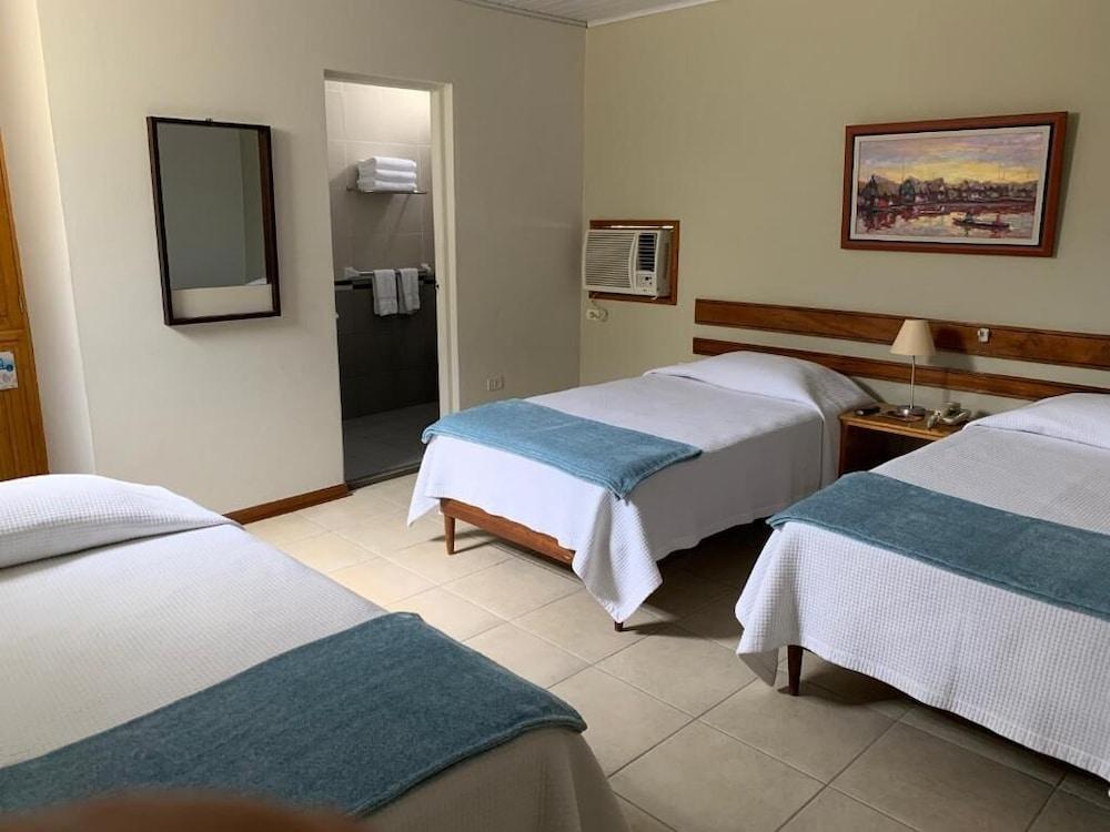 Hotel Acosta Iquitos Zewnętrze zdjęcie