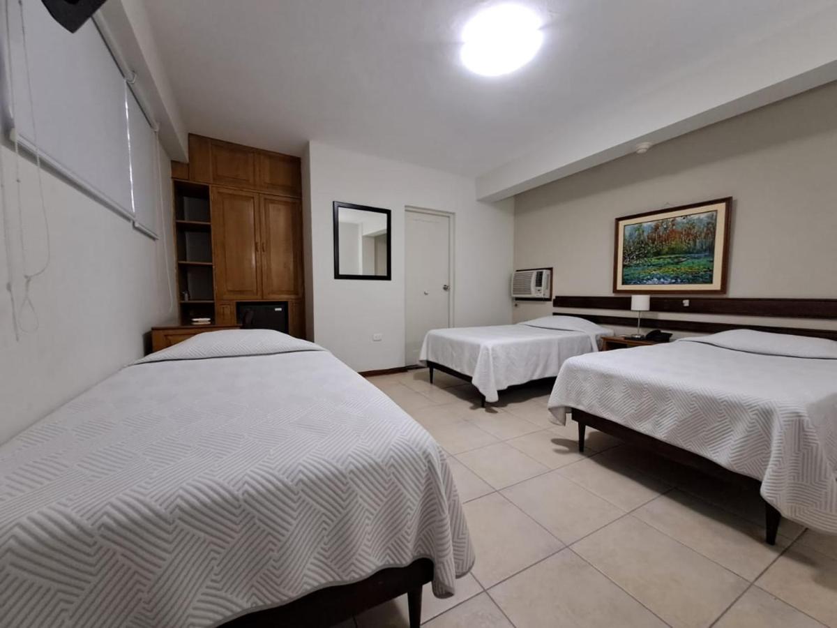 Hotel Acosta Iquitos Zewnętrze zdjęcie