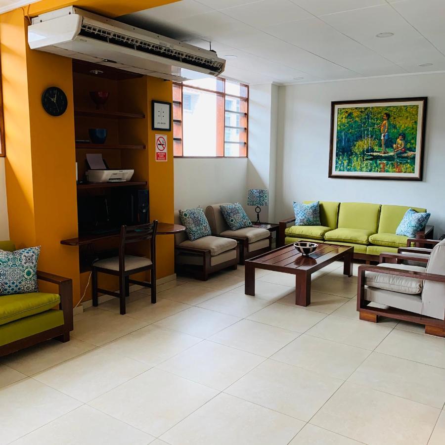 Hotel Acosta Iquitos Zewnętrze zdjęcie