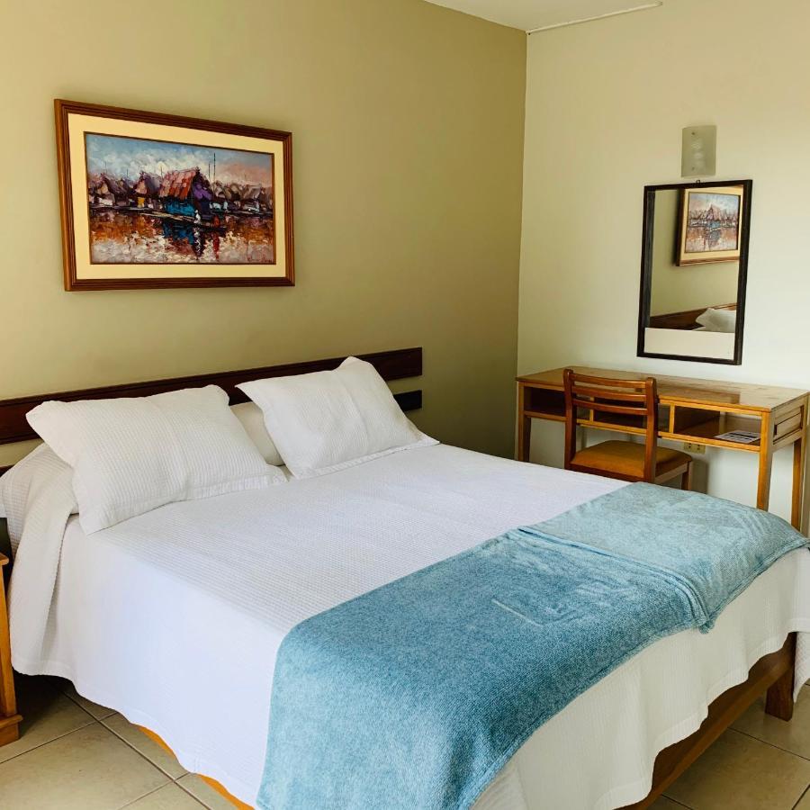 Hotel Acosta Iquitos Zewnętrze zdjęcie