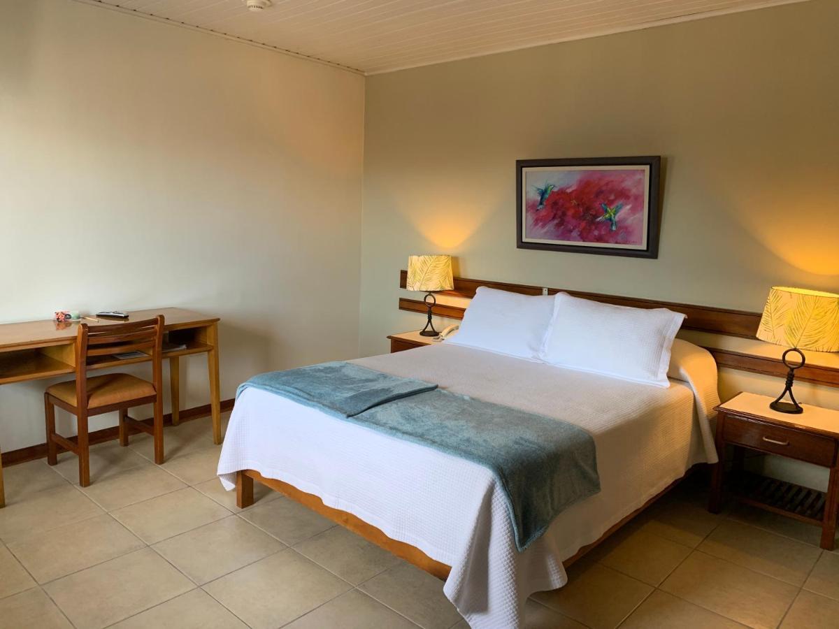 Hotel Acosta Iquitos Zewnętrze zdjęcie