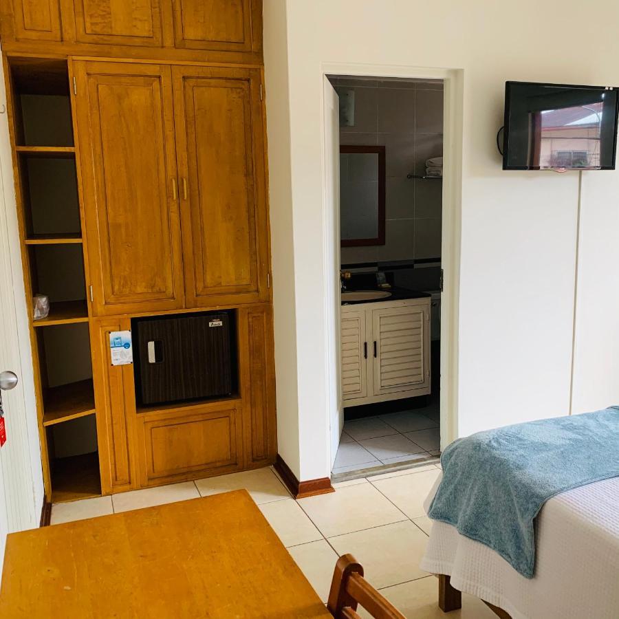 Hotel Acosta Iquitos Zewnętrze zdjęcie
