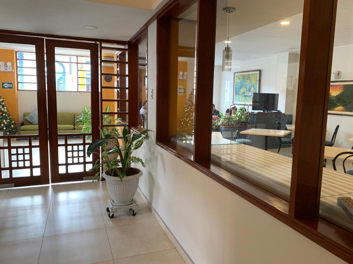 Hotel Acosta Iquitos Zewnętrze zdjęcie